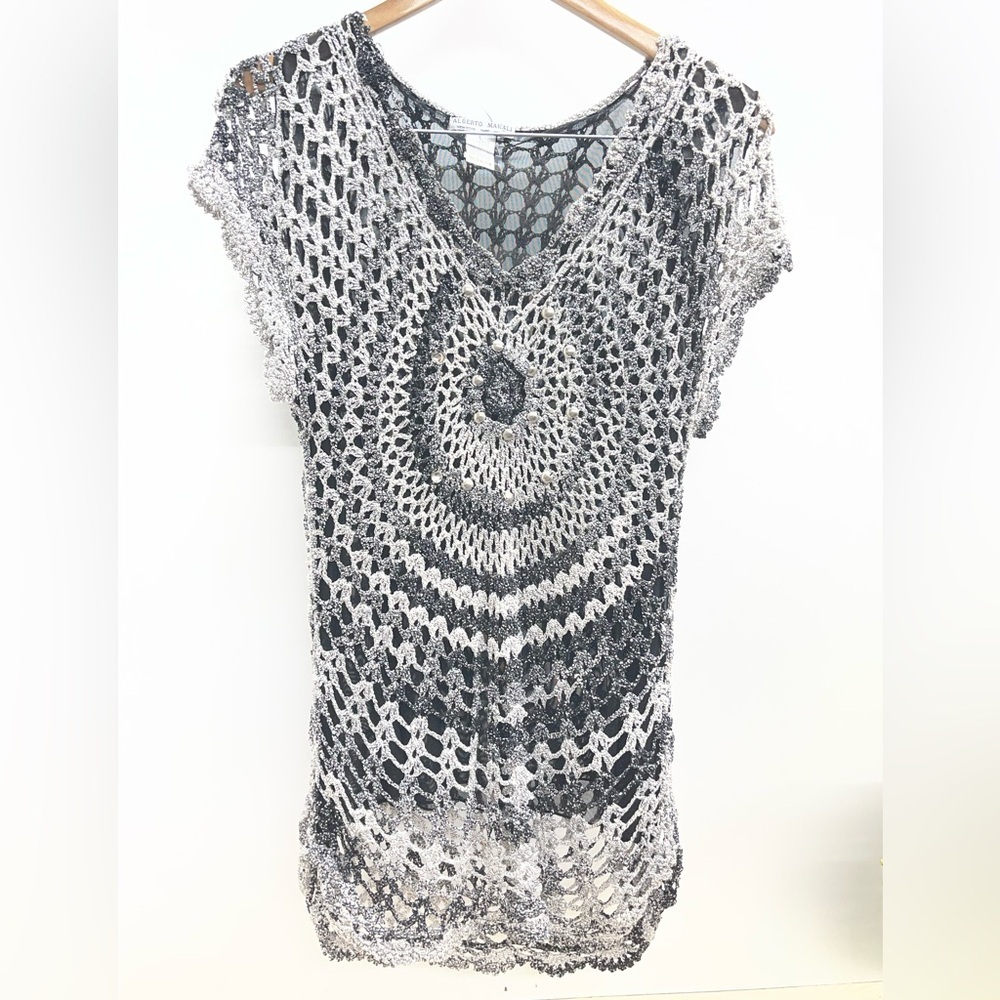 Alberto Makali‎ Black and White Crochet Top